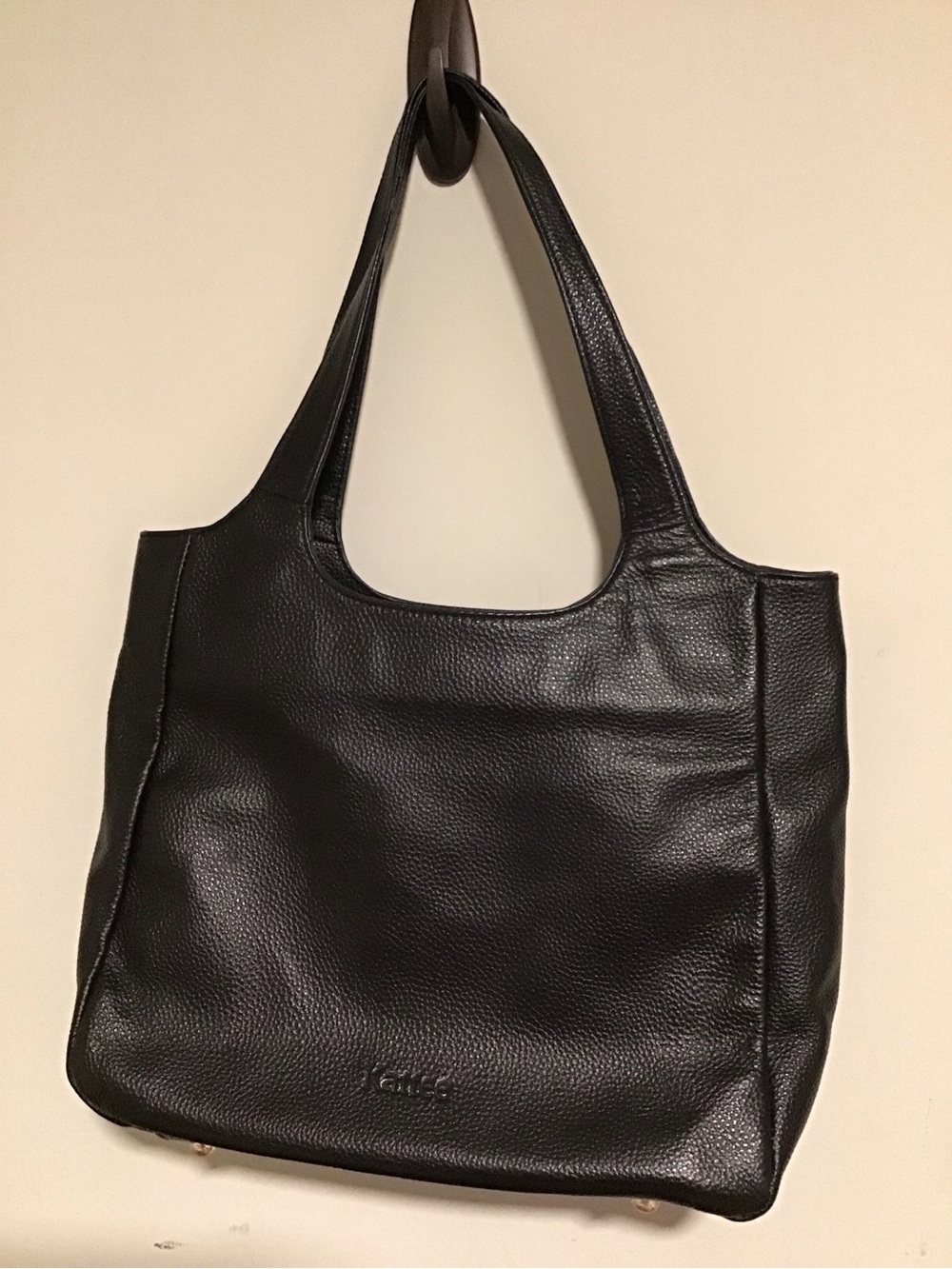 Classic Black Shoulder Bag - Timeless Everyday Tote